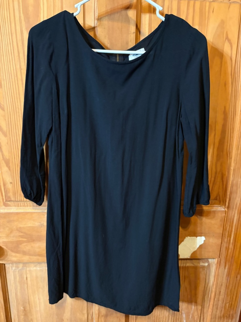 Old Navy Black Long-Sleeve Shift Dress